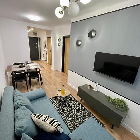 Przestronny Apartament W Centrum Miasta Радом Экстерьер фото