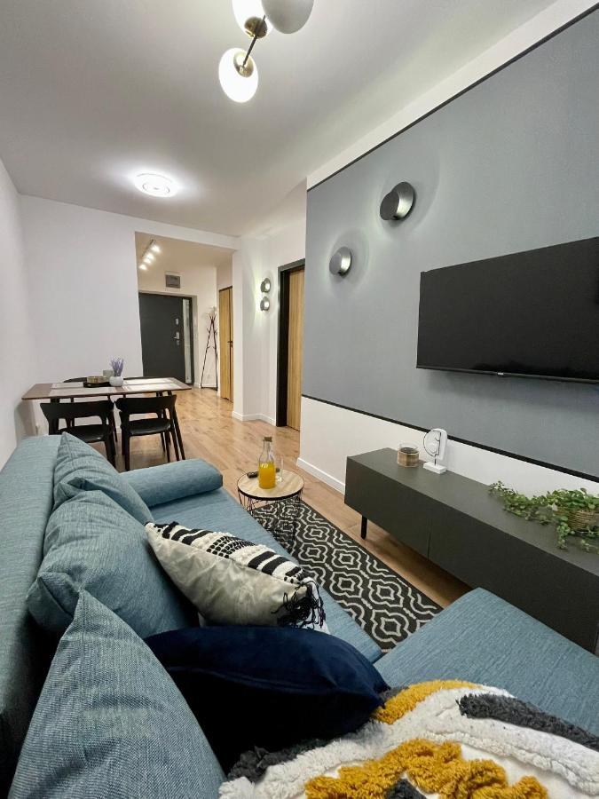 Przestronny Apartament W Centrum Miasta Радом Экстерьер фото